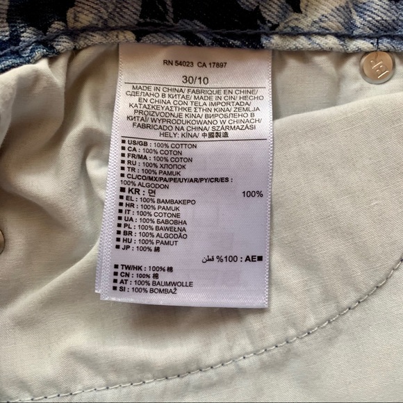 🎉HP🎉 Banana Republic Floral Print Denim Shorts - Picture 6 of 7